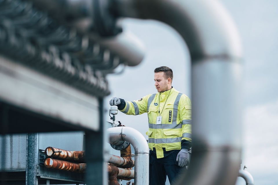 iss_palvelut_joni_murto_1500pix-7926-a9774a18-468d-48de-b4dc-c5c423420620_s1800x0_q80_noupscale-1